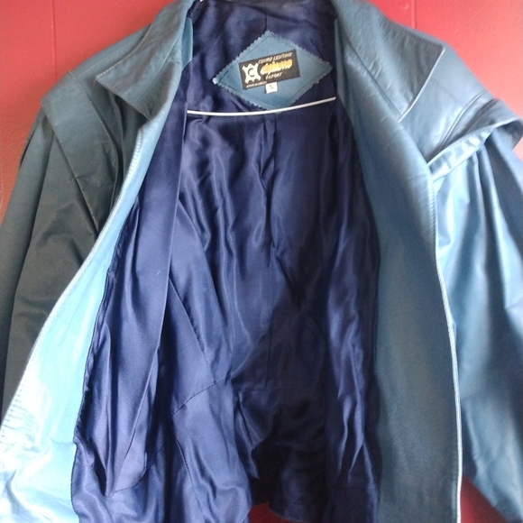Genuine Leather jacket/coat, Made in Brazil, blue, women, small, belted waist - Picture 3 of 4